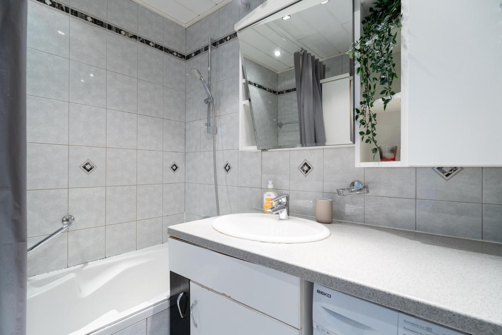 Two Bedrooms - 85 Squaremeters - 4 Min To U6 Dresdner Str Viena Exterior foto