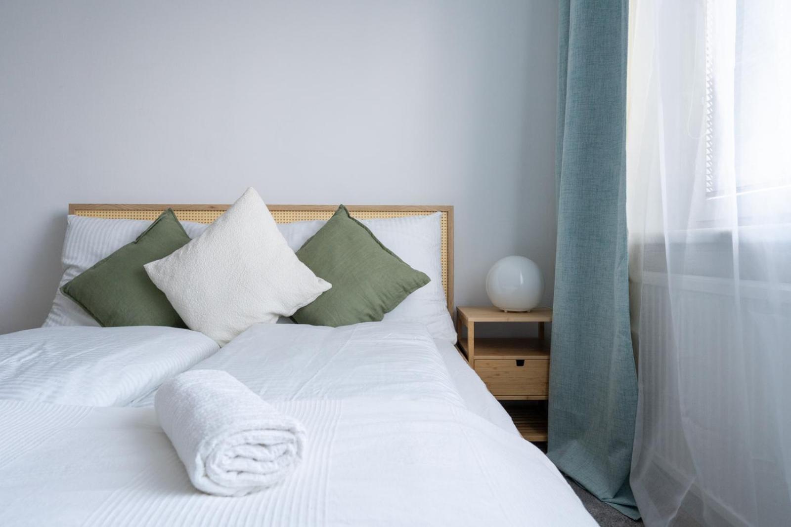 Two Bedrooms - 85 Squaremeters - 4 Min To U6 Dresdner Str Viena Exterior foto
