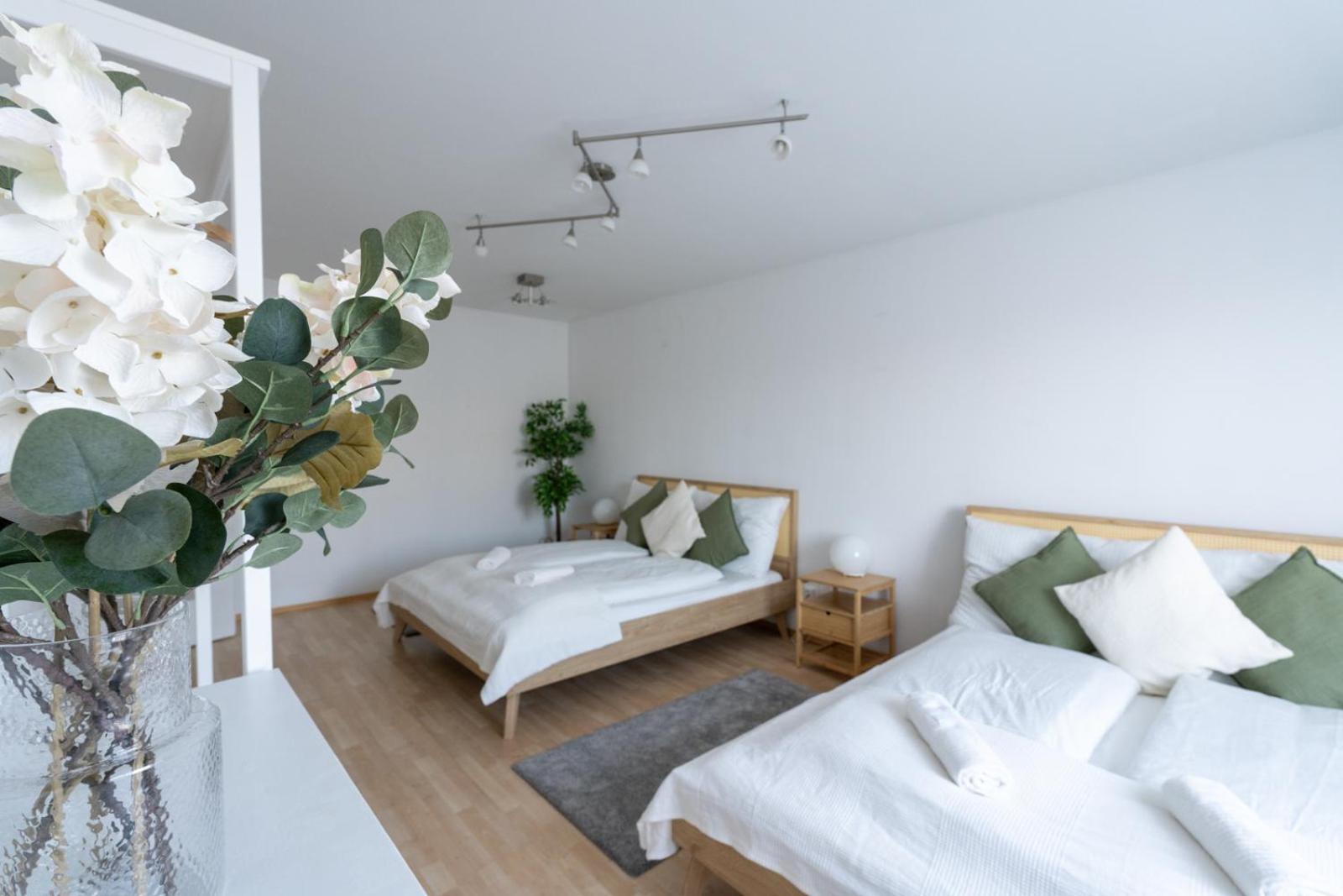 Two Bedrooms - 85 Squaremeters - 4 Min To U6 Dresdner Str Viena Exterior foto